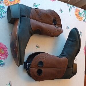 ACME Brown and Black 10.5 Western Cowboy Boots